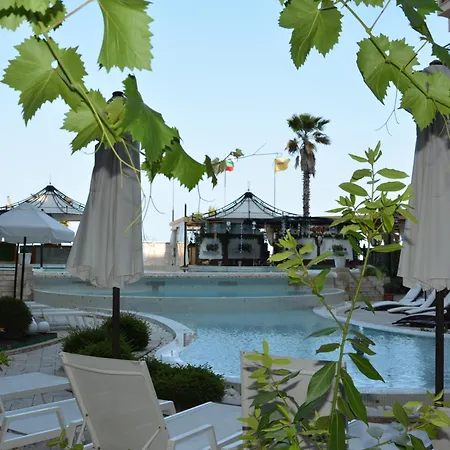 Golden Rainbow 4* 써니비치