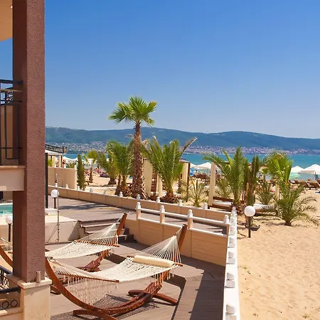 아파트호텔 Golden Rainbow