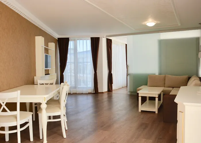 Golden Rainbow Aparthotel 4*