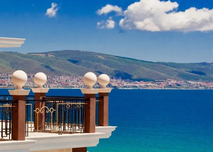 Golden Rainbow Aparthotel Sunny Beach