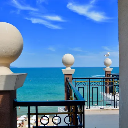 Golden Rainbow Apart Otel 4*