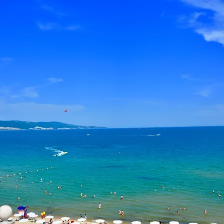 Apart Otel Golden Rainbow 4*