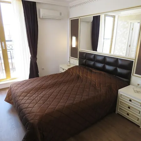 Golden Rainbow Apart Otel 4*