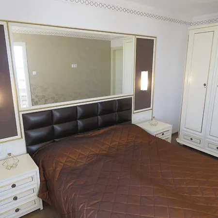 Apart Otel Golden Rainbow Sunny Beach