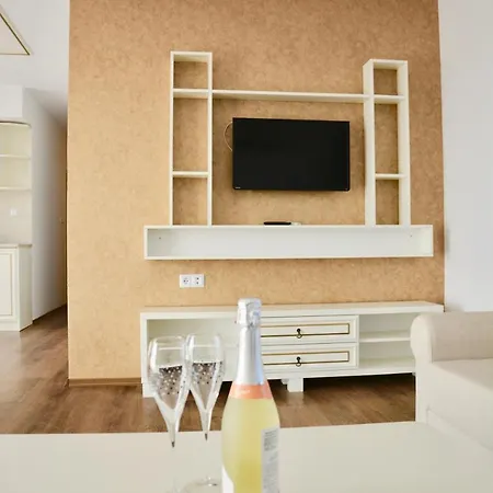 Apart Otel Golden Rainbow 4*