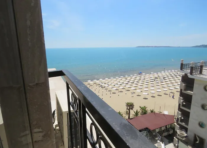 Golden Rainbow Aparthotel Sunny Beach