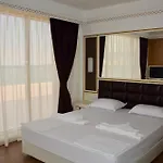 شقة فندقية Golden Rainbow ساني بيتش