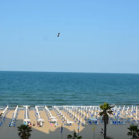 Apart Otel Golden Rainbow Sunny Beach