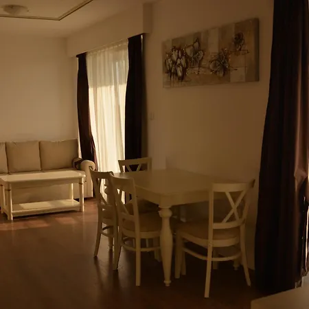 Apart Otel Golden Rainbow Sunny Beach