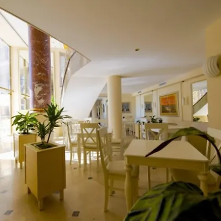 Apart Otel Golden Rainbow Sunny Beach